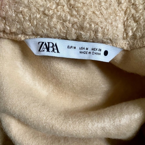 Zara Women’s Medium Teddy Cape Sleeve Poncho Top Tan Pressed Feather - Picture 5 of 12